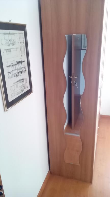 Alloggio Cavour Ferrara Rum bild
